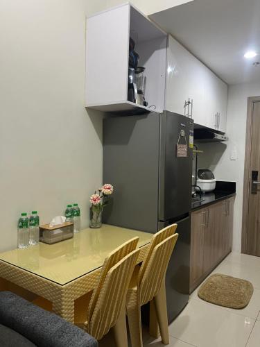 Chill in Peace Staycation 2BR condo at Field Residences, Sucat near NAIA