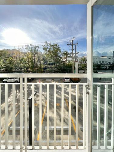 SM 9 Minimalist Luxe Studio Near SM City