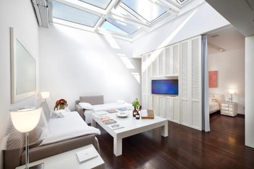 Magna Pars Suites