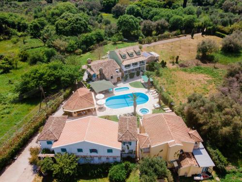 Valentino Maisonettes