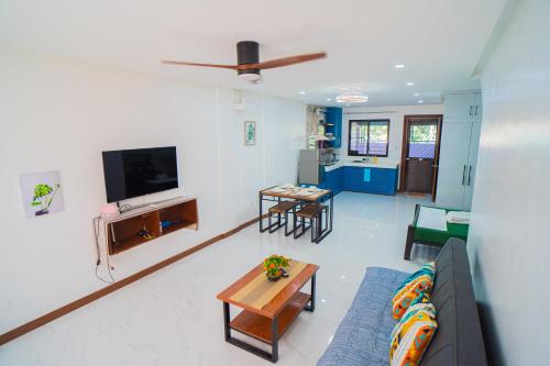 LacambraHills Studio Olongapo