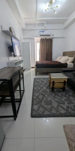 Miya's Crib Staycation A