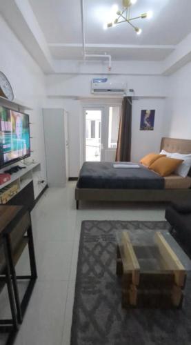 Miya's Crib Staycation A