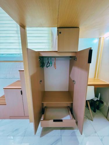 SkyLoft Cebu Casa Mira Guadalupe Aesthetic Japandi Loft with Balcony