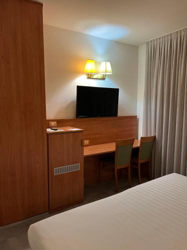 Hotel Re