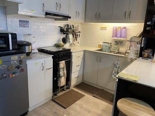 Goldland Caelestis Guest House