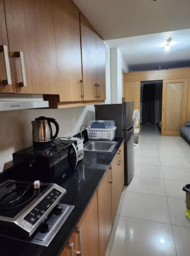 1BR with Netflix in Shell Residences Pasay