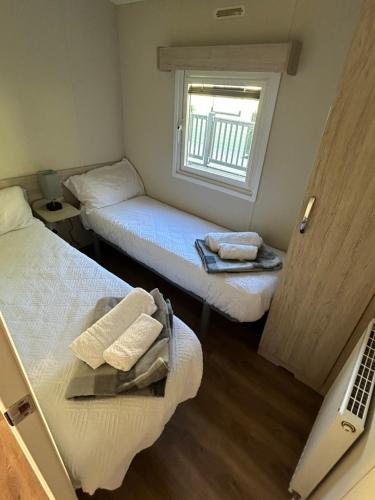 12 Borwick Lakes By Waterside Holiday Lodges
