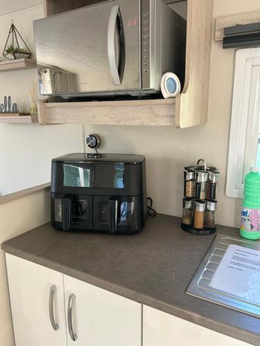 12 Borwick Lakes By Waterside Holiday Lodges