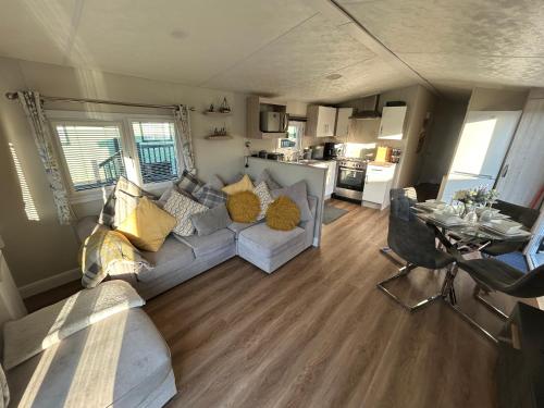 12 Borwick Lakes By Waterside Holiday Lodges