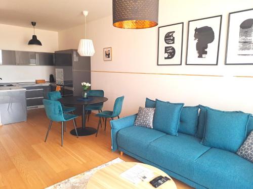 FREE Garage Parking!!! Stylish Getaway in Prime Bratislava Location - By the Danube and Old Town