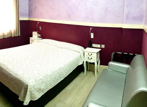 Hotel H