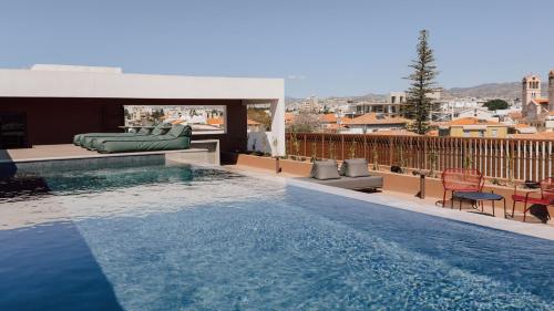 Alinea Lano Old Town Center