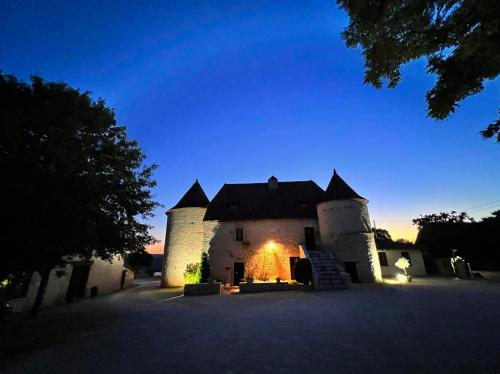 Les Vieilles Tours