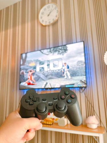 MOA Pasay, Shore 3 Tower 4 1BR with Balcony, Netflix, Disney and Console Game