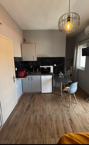 Spiros apartment in the center of Preveza Dodonis 32