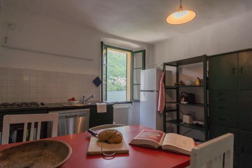 Residenza Regina on the Lake by Rent All Como