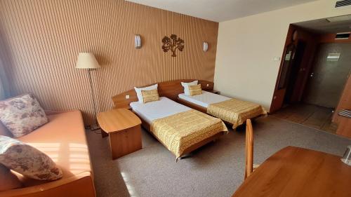 Hotel Estreya Palace