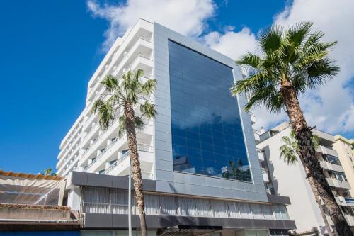 Hotel Costa Málaga by Pierre & Vacances (adults recommended)