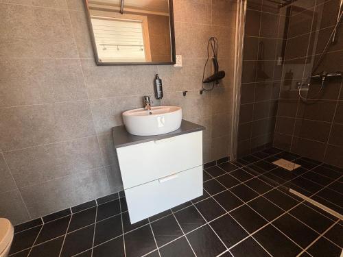 Lofoten Bed & Breakfast Reine Rooms & Apartments