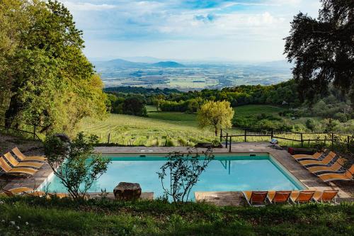 Valdonica Winery & Vineyard Residence