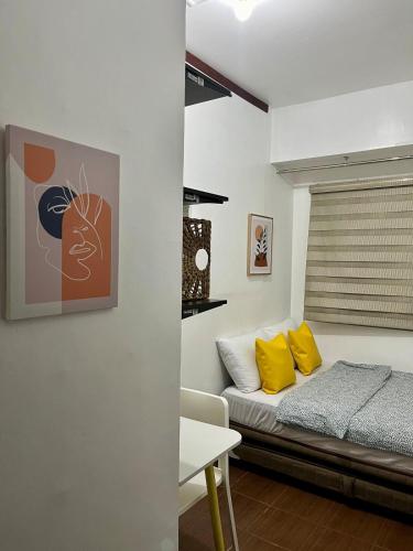 3BR Pioneer Condo, Boni Edsa MRT linked, with netflix2