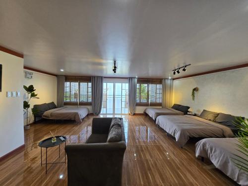 Simoy Staycation Tagaytay