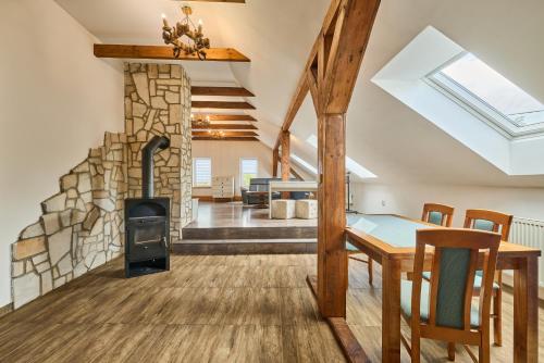 Havlovice, ubytování u dřevěné Lávky, okres Trutnov