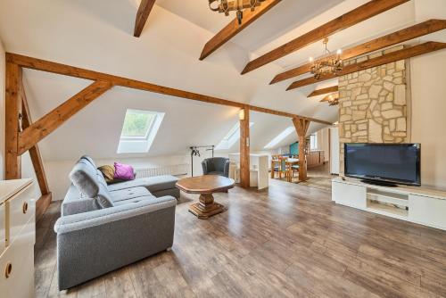 Havlovice, ubytování u dřevěné Lávky, okres Trutnov