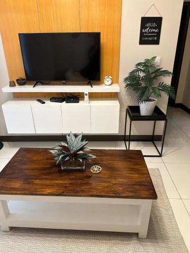 Serene Escape near Venice Grand Canal Mall Taguig