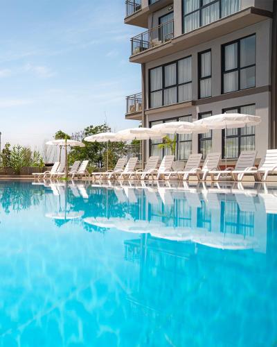 Laristone Suite Spa Hotel