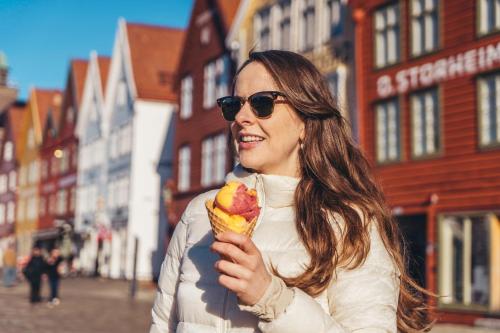 Magic Hotel Xhibition