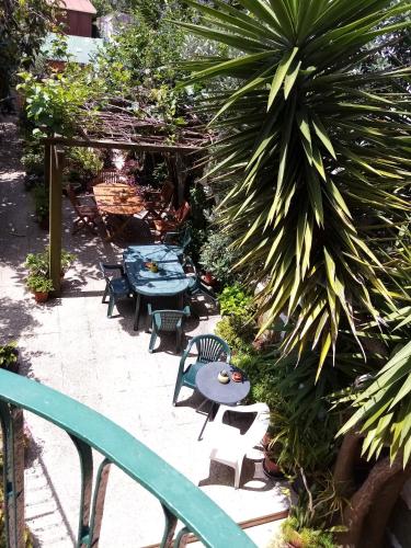 Metro Casa Música Apartments and Rooms