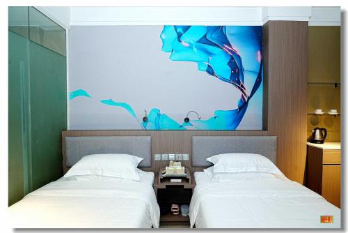 Pristine Hotel