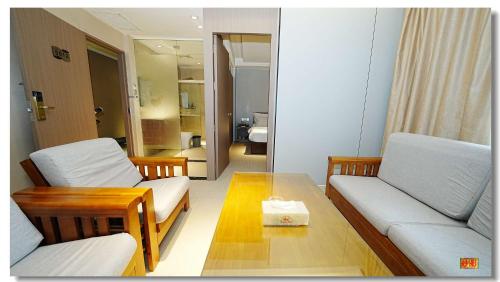 Pristine Hotel