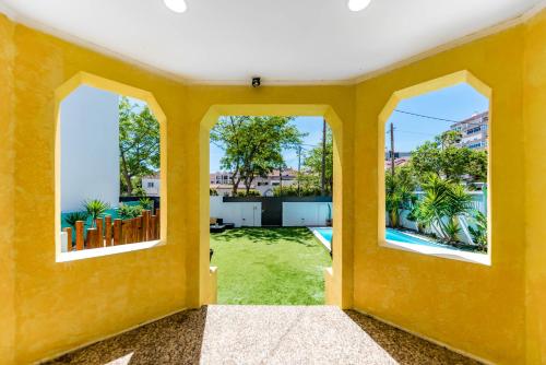 Kali Vice Surf Villa