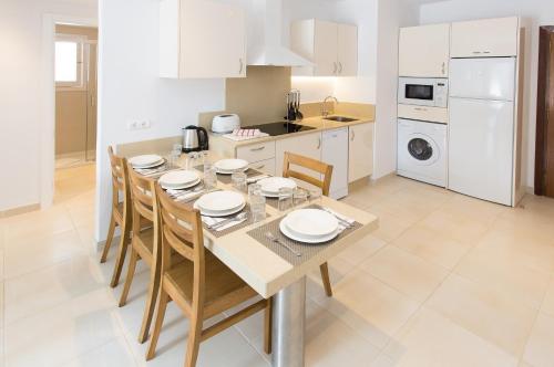 Apartamentos Sofia I y II