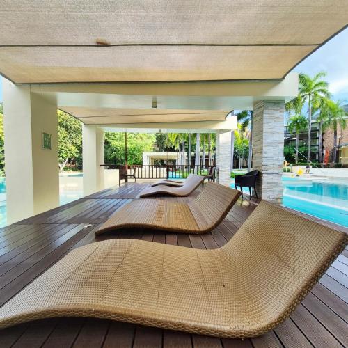 Tropical Escape at Pico De Loro