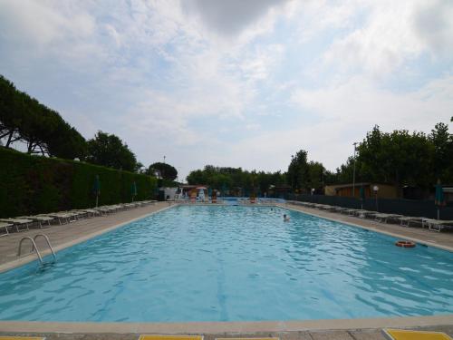 Mobile Home in Lido di Dante near Natural Park