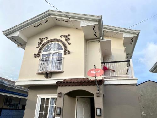 Boholana Affordeluxe Homestay