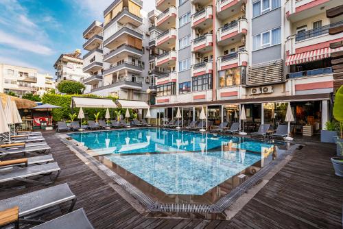 HMA Hotel & Suites