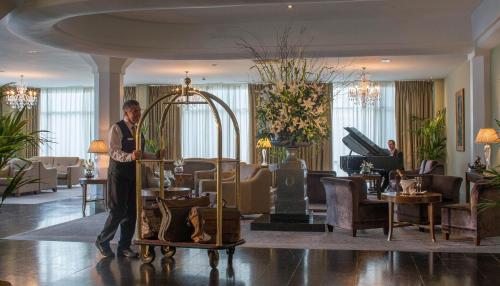 Newpark Hotel