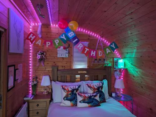 FINN VILLAGE - Loch Lomond Sunset Glamping Pod - Private Ofuro HOT TUB