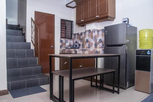 Townes Many Beds Home Near SM Lanang SMX Airport Samal Wharf