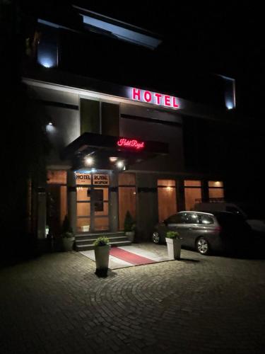 Royal Hotel