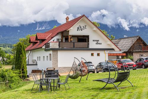 Jazz Bled Hostel & Apartments