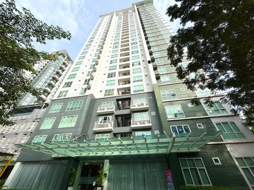 Heart of Davao Abreeza Staycation