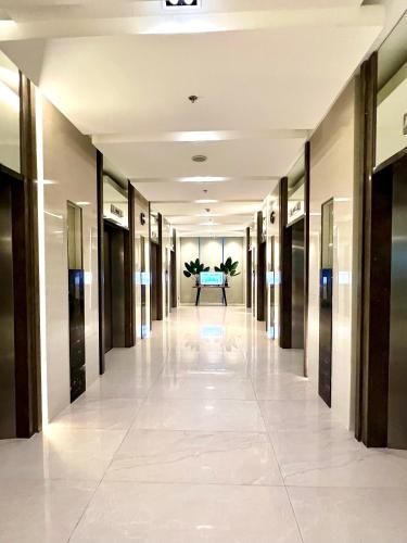 Cosy Deluxe Flat with Balcony near MOA