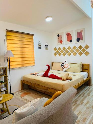 Fully Furnished Tiny Guest House with Hot Shower, Washer, Wi-Fi, Netflix - S&E-2 Forever Homes, Olango Island