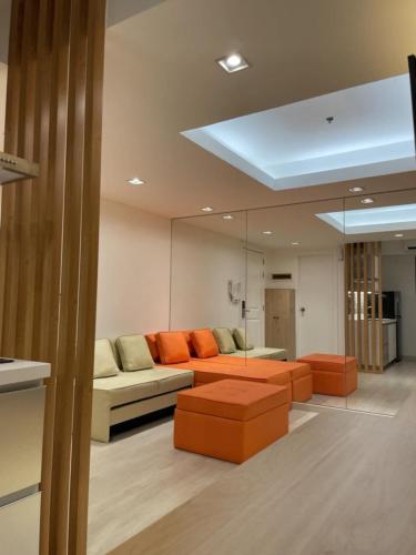 Supreme Luxury 2BR Condo - Azure Urban Resort Residences near Manila Airport